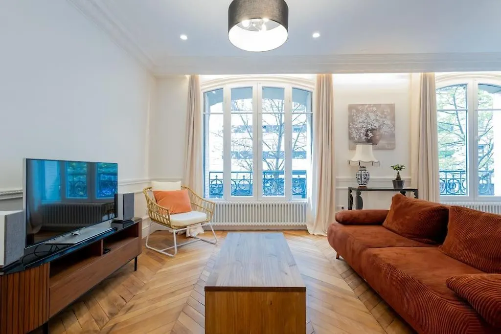 Magnifique Appartement 6P - Auteuil/Michel Ange Paris Fransa